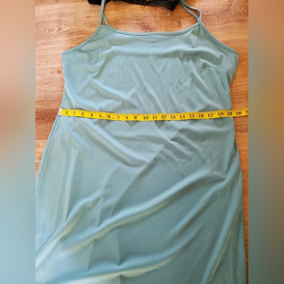 NWT Emma & Michele Lace Overlay Dress Size 16 - Picture 9 of 10